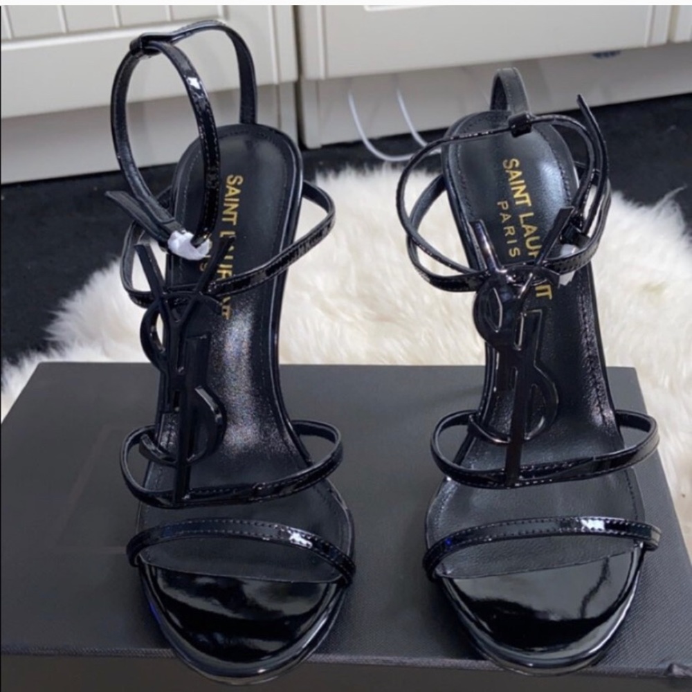 Beautiful YSL heels. New. With box and dust bag.